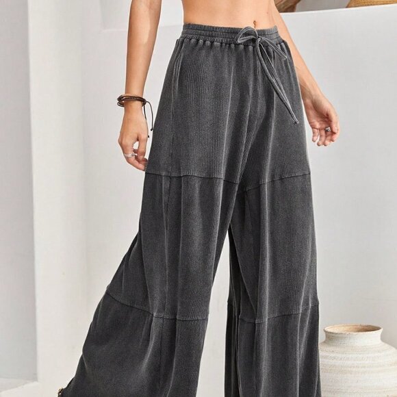 Grey Casual Women's Wide Leg Pants With Drawstring Waist And Ruffle Hem - Picture 2 of 5